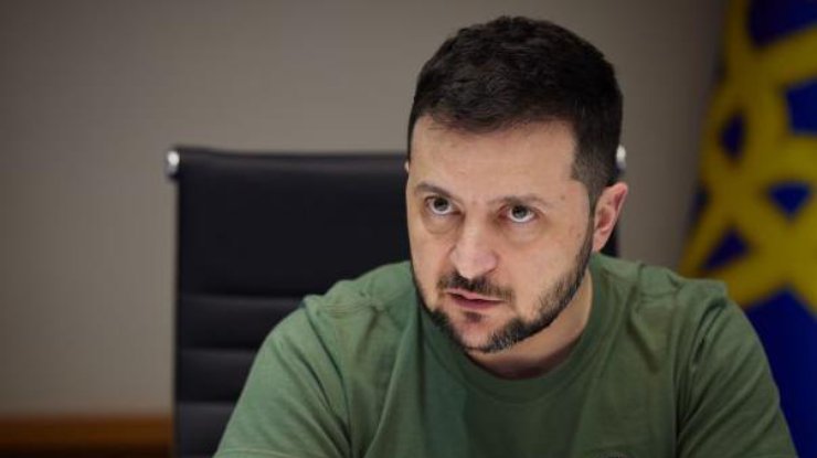 Відміна заборони виїзду чоловіків з України: Зеленський відповів на петицію 