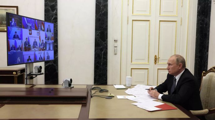 Путин провел совещание Совбеза РФ: что обсуждали 