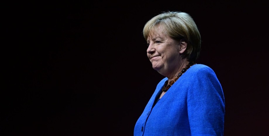 Меркель впервые высказалась о Путине и Украине после начала войны 