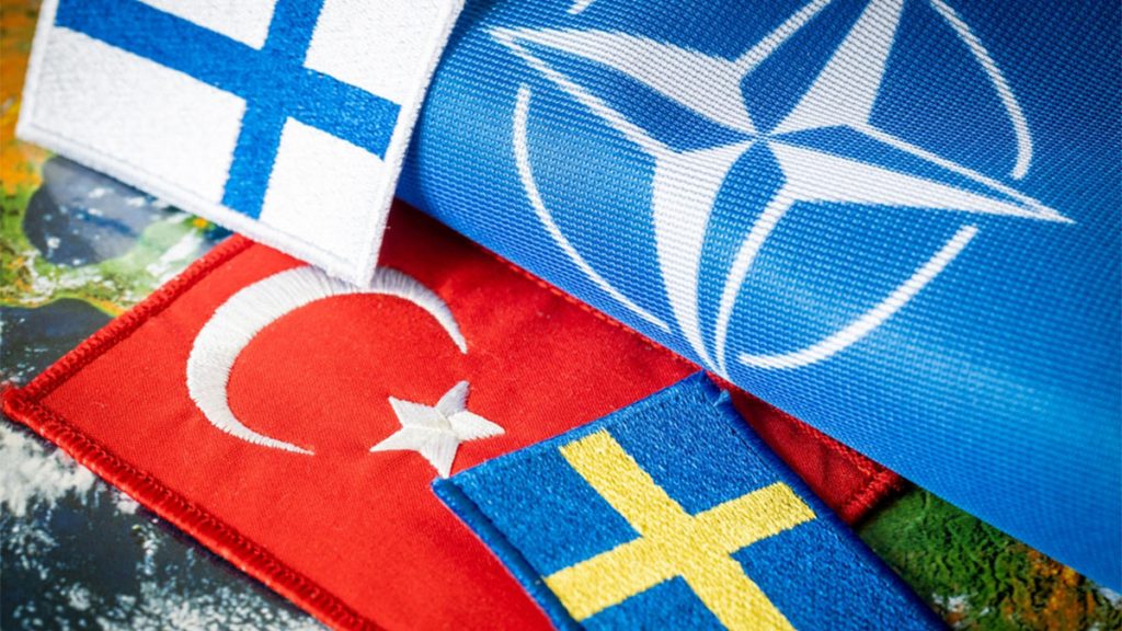 Турция выдвинула десять условий для вступления Швеции и Финляндии в НАТО 