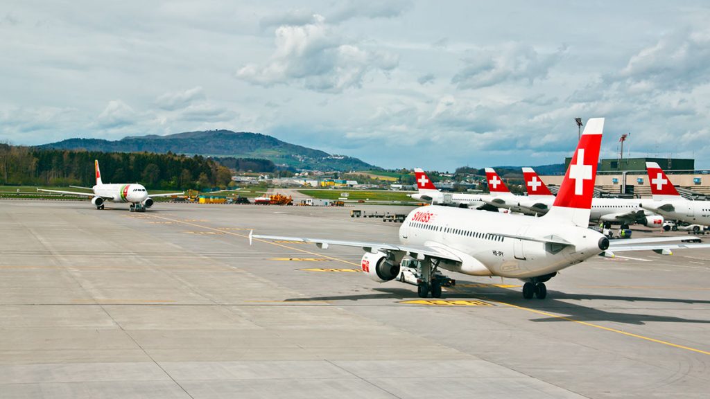 Швейцария закрыла свое воздушное пространство: в чем причина 