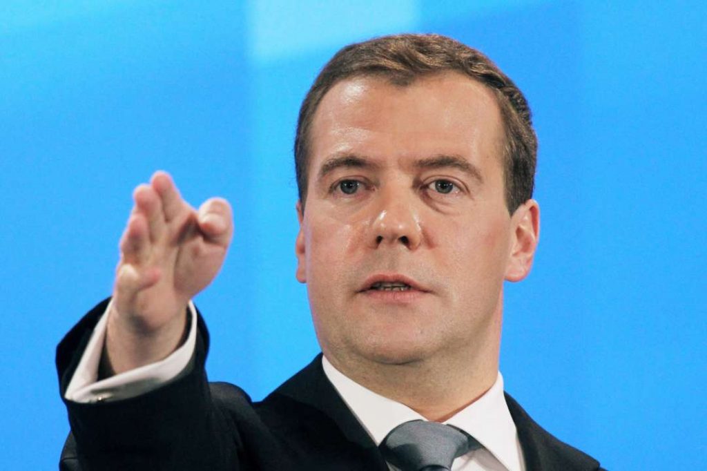 Медведев снова выпил не те таблетки и фантазирует о «победе» России 