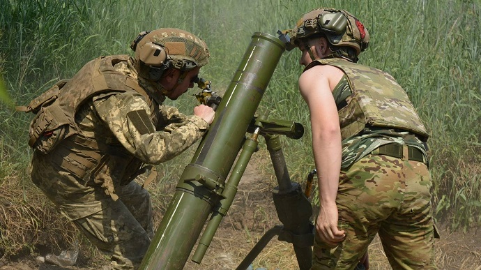 Украинские защитники ликвидировали пункт управления российских десантников на юге 