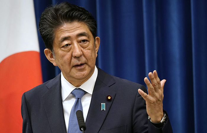 Экс-премьер-министр Японии скончался от полученных травм в результате покушения на него 
