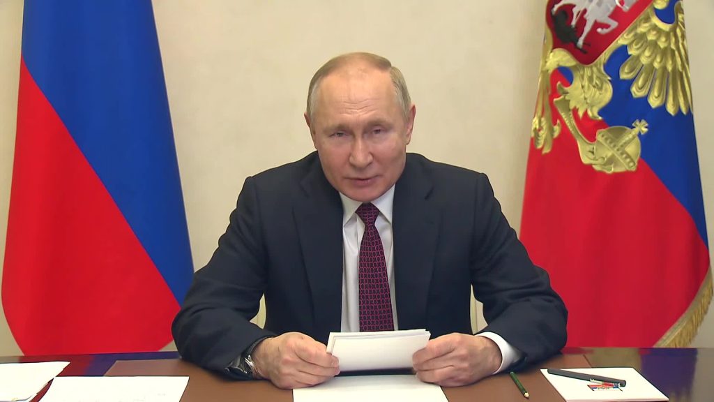 Путин разрешил «отдохнуть» войскам, которые захватывали Луганскую область 