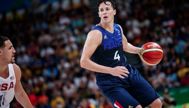 Франция запретила своим баскетболистам выступать в россии и беларуси