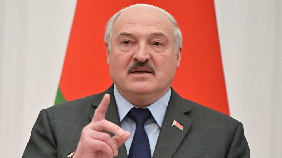 Лукашенко дал неутешительный прогноз для Беларуси: будет хуже, чем в Украине