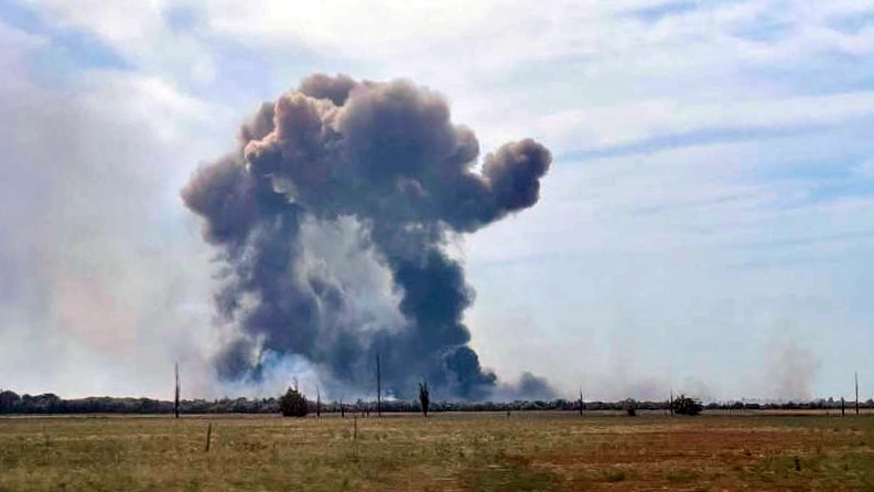 Украинские военные подтвердили уничтожение 9 российских самолетов в оккупированном Крыму  