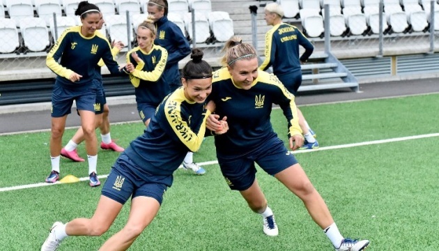 Женская сборная Украины по футболу готовится к матчам отбора ЧМ-2023