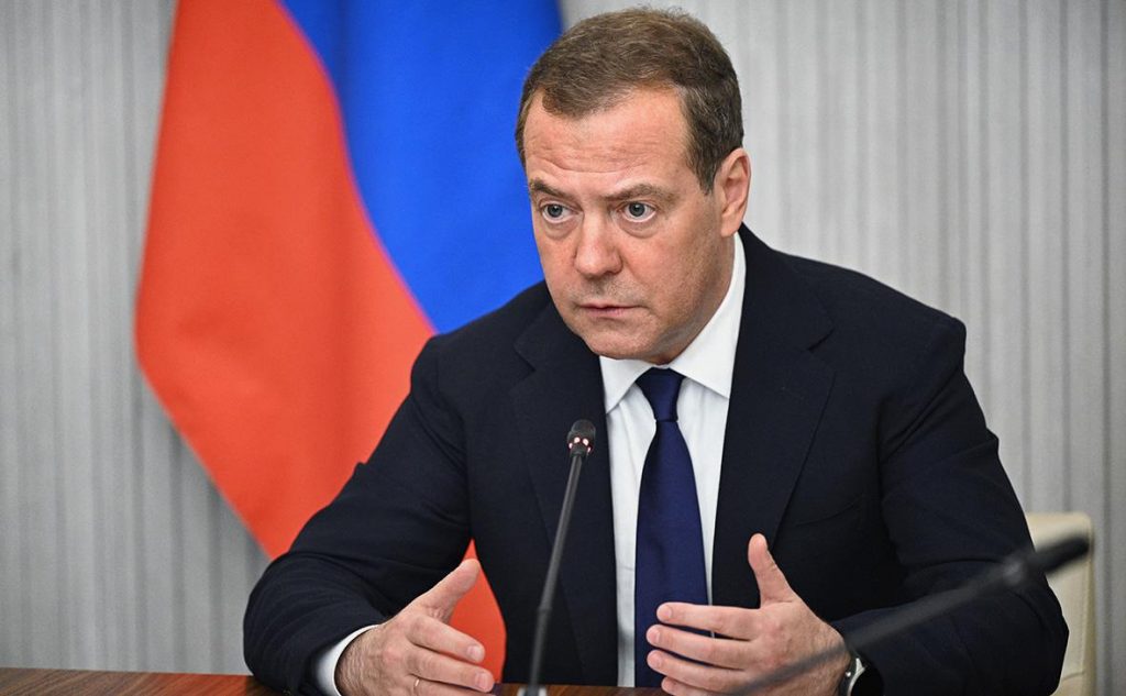 Медведев снова сделал циничное заявление после слов Зеленского об ответвенности РФ за войну в Украине 