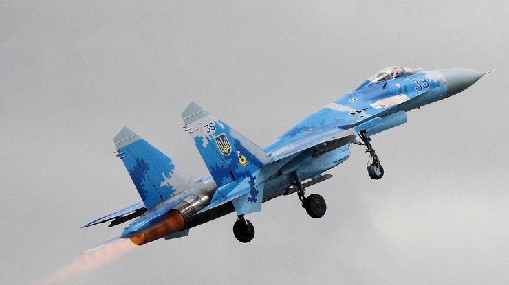 Українська авіація завдала серію нищівних ударів по складах і опорних пунктах армії рф 