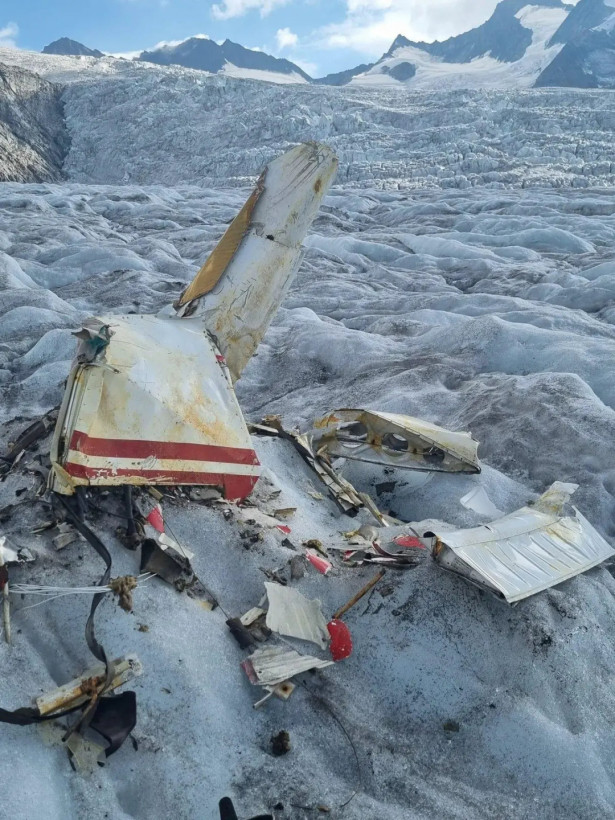 В Швейцарии на леднике обнаружили обломки разбившегося самолета в 1968 году