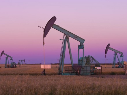 Нефть дорожает из-за опасений по поводу поставок