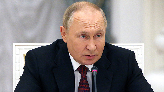 Путин призвал Киев сесть за стол переговоров после аннексии украинских территорий