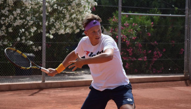 Украинец Марсимчук вышел в четвертьфинал парного турнира ITF в Мадриде