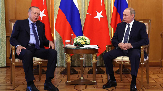 Эрдоган призвал Путина не закрывать двери для переговоров с Украиной