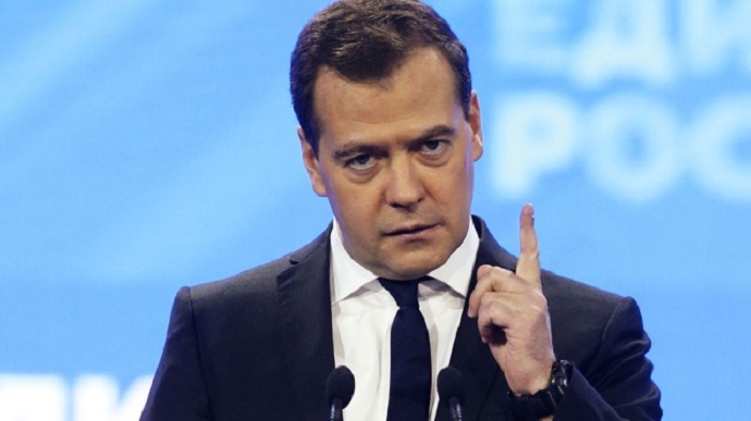 Медведев выпалил угрозы в адрес Зеленского из-за нежелания вести переговоры с РФ 