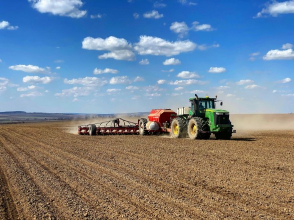 Украинские аграрии засеяли озимыми уже 9% полей
