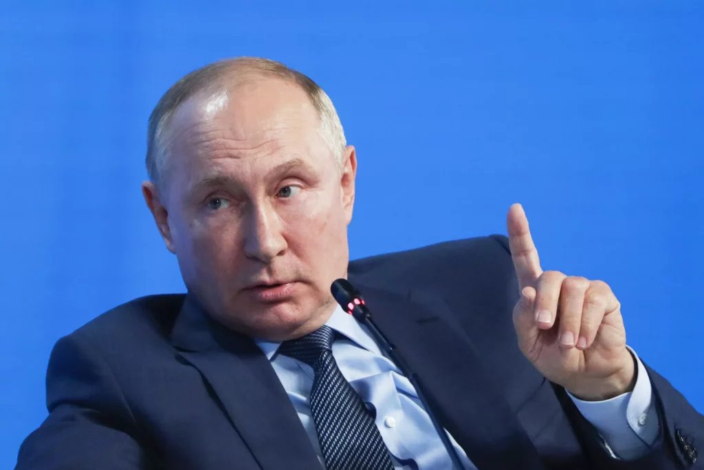 Все пошло не по плану? Путин круглосуточно следит за ходом «СВО» в Украине 