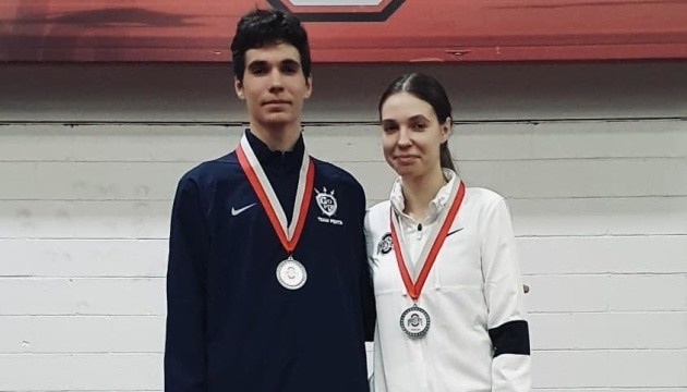 Украинские фехтовальщики завоевали 3 медали на соревнованиях в США