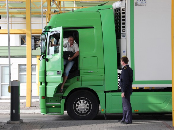 Украина получила дополнительные квоты на грузовые перевозки