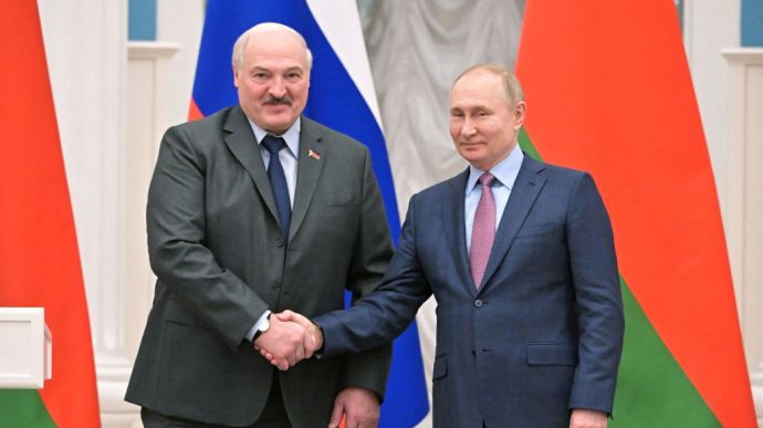 Путин пытается втянуть Беларусь в войну против Украины, но Лукашенко «увиливает»