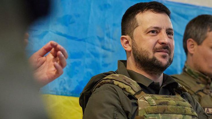 "Україна продовжуює активні бойові дії на сході та півдні" - Зеленський 