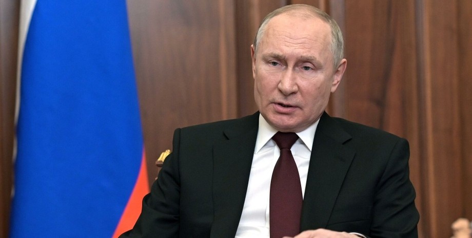 Путин впервые за девять месяцев войны провел заседание Совбеза РФ очно
