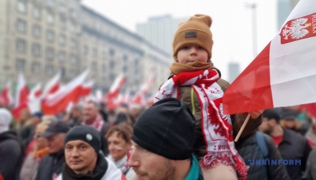 В Варшаве на Марш по случаю Дня независимости вышли десятки тысяч человек