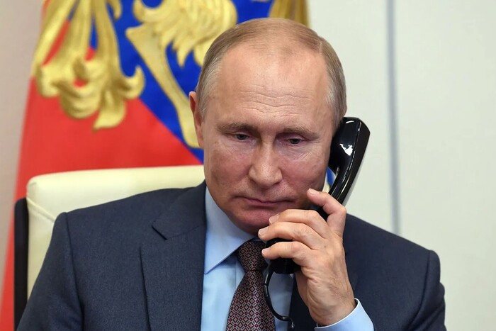 Путин позвонил девочке из Запорожья и попросил прислать ему огурцы, - росСМИ