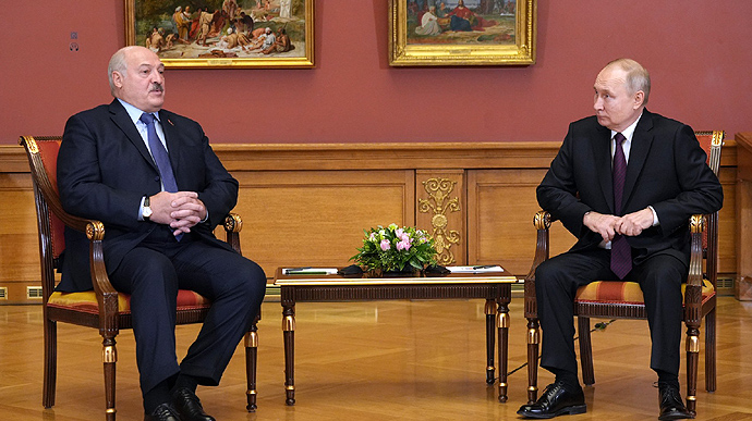 Лукашенко похвастался, что за вечер решает с Путиным вопросы, на которые «у некоторых гоусдарств уходят годы»