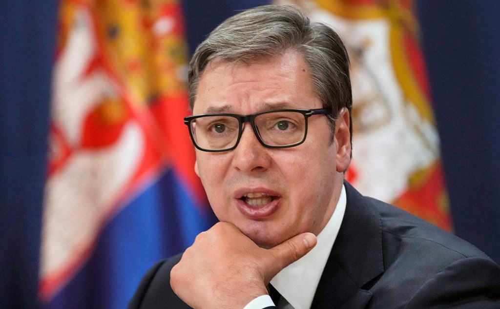 Президент Сербии обратился к РФ с призывом прекратить вербовать сербов на войну против Украины