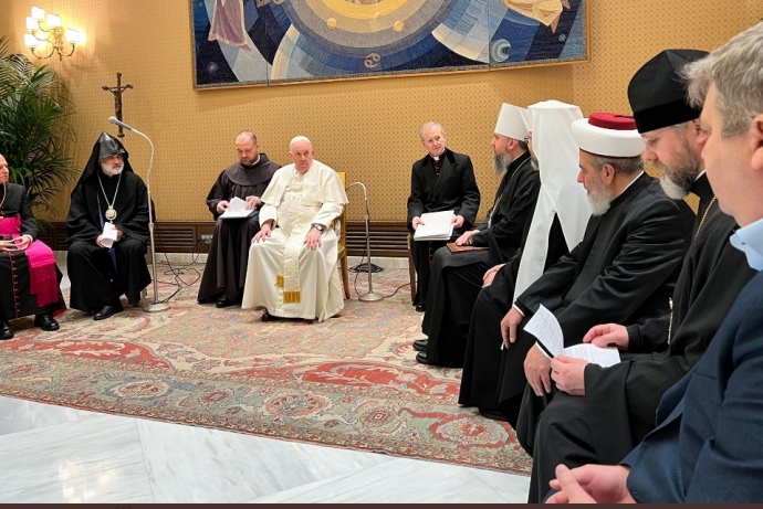 Папа Римский впервые встретился со всеми главами церквей Украины