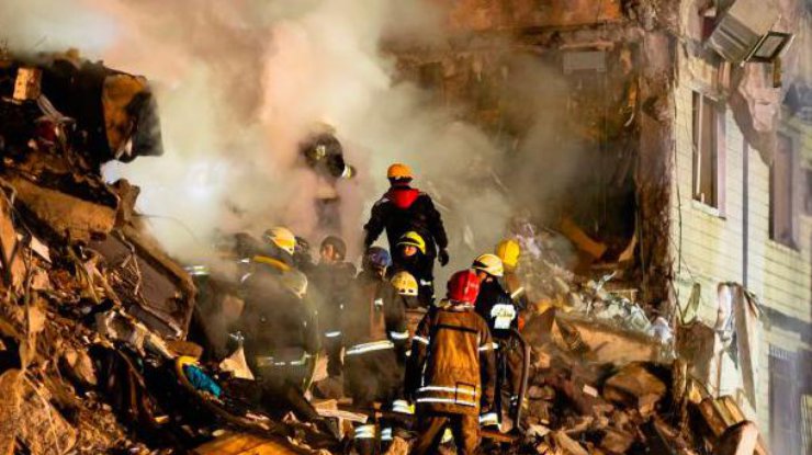 Удар по будинку в Дніпрі: кількість жертв зросла до 27