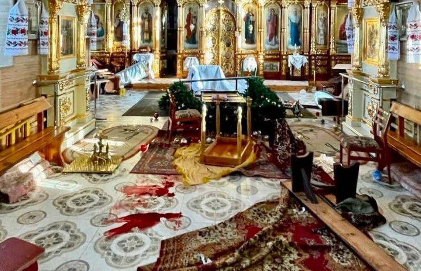 У Вінниці у храмі ножем поранили священника УПЦ МП (фото)