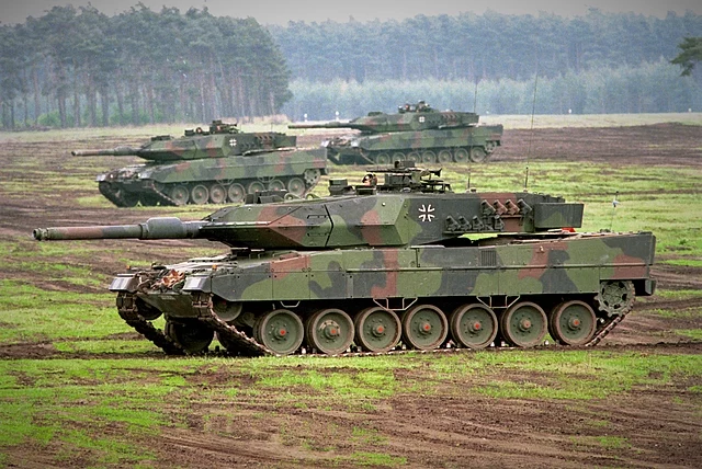 Финляндия озвучила условие для передачи танков Leopard Украине