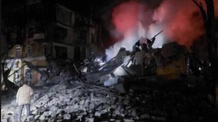 Ракетний удар по Краматорську: повністю зруйновано будинок, є загиблі 