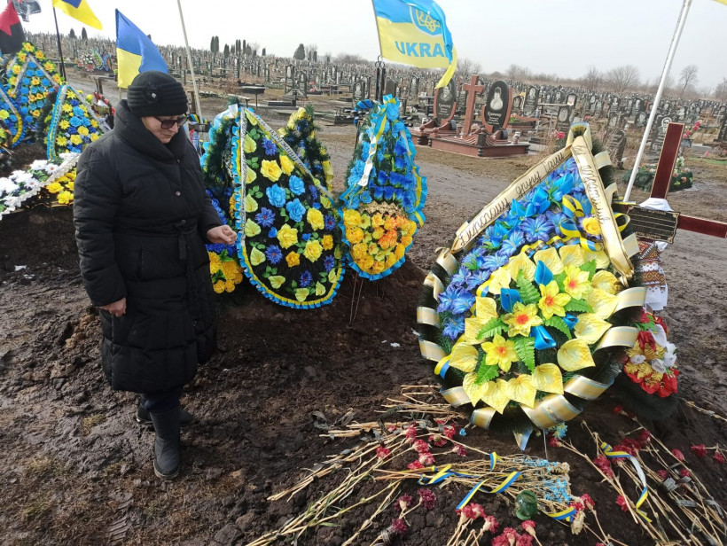 "Я бачив, як убили мого батька!": подробиці про бійця, якого росіяни розстріляли за слова “Слава Україні”