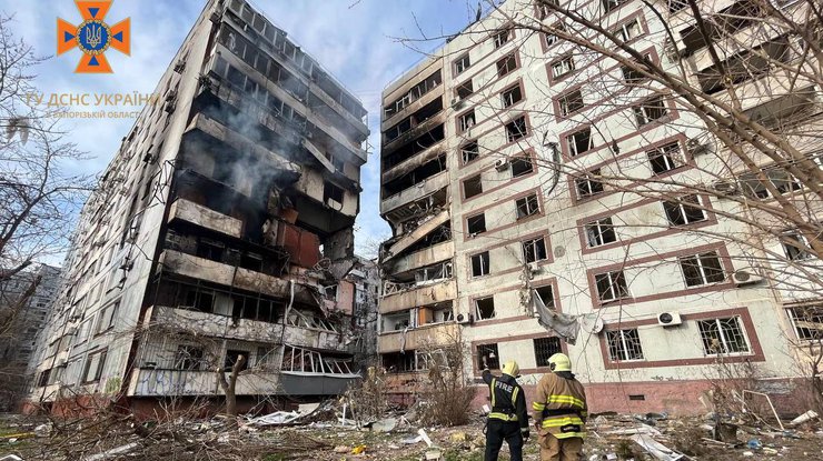 У Повітряних силах розповіли, чим окупанти вдарили по будинкам у Запоріжжі (відео)