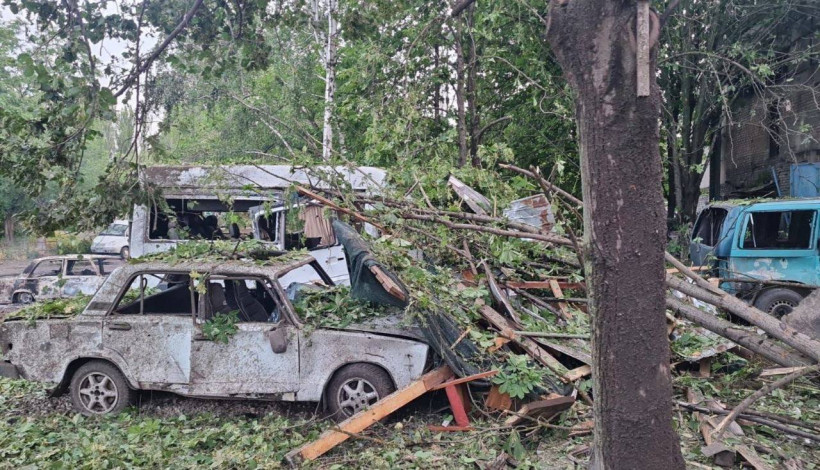 У Кривому Розі внаслідок ракетного удару 3 загиблих і 25 поранених, є люди під завалами - ОВА (фото, відео)