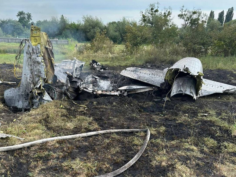 На Житомирщині зіткнулися два літаки Л-39, загинули троє пілотів (фото)
