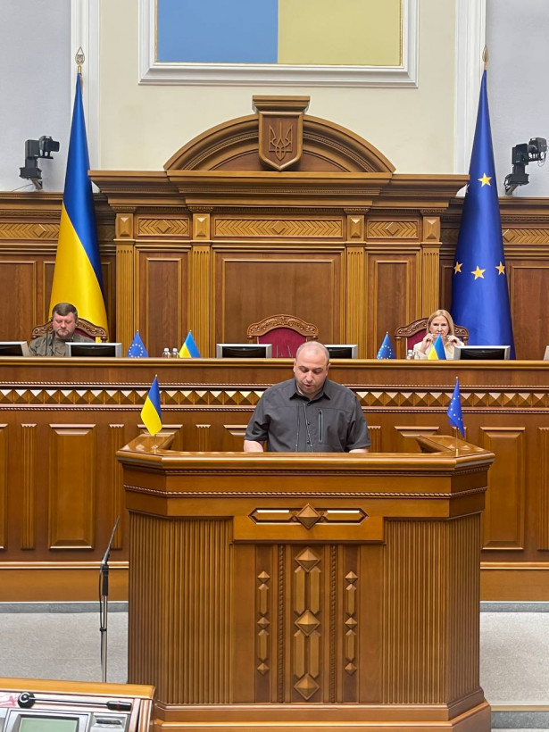 Рада підтримала відставку Резнікова з посади міністра оборони