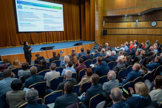 Віктор Ляшко: Пацієнти мають змогу отримати ендопротези абсолютно безоплатно, їх централізовано закуповує держава