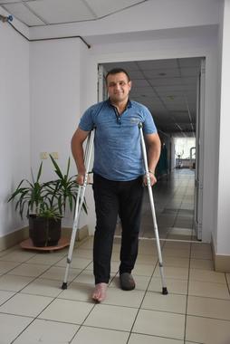 На Рівненщині реабілітують військового, якому у боях розтрощило ногу