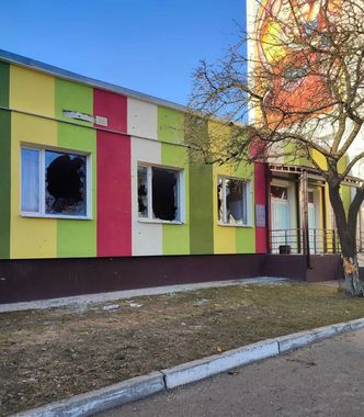 Відбудова медзакладів: на Чернігівщині відновлено пологовий будинок, який постраждав від уламків російських ракет
