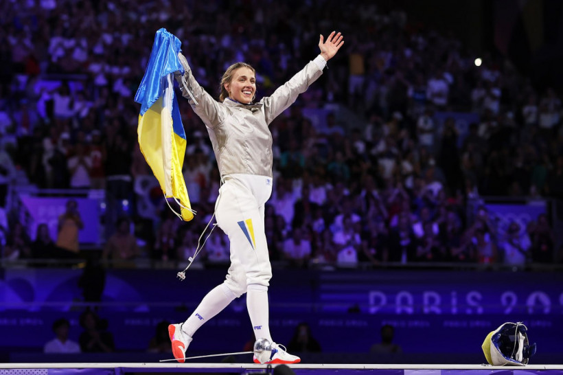 Українські шаблістки на чолі з Харлан вибороли перше "золото" Олімпіади-2024 (відео)