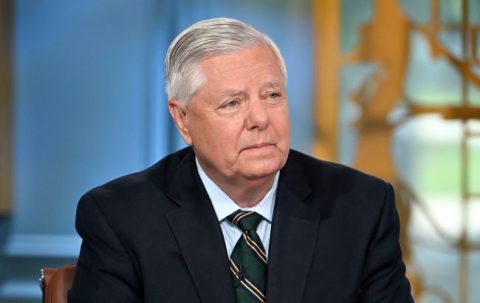 Линдси Грэм подчеркнул важность продолжения поставок оружия Украине для предотвращения Третьей мировой войны, назвав украинскую армию самой мощной в Европе