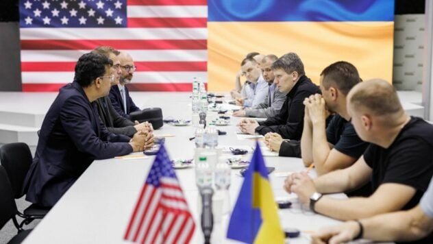Американская компания Axon предложила Украине сотрудничество в борьбе с российскими БПЛА, обсудив разработку новых технологий и обмен опытом для повышения национальной безопасности.
