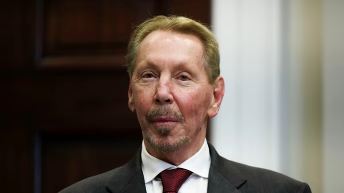 Ларри Эллисон, сооснователь Oracle, стал самым богатым человеком мира, обойдя Илона Маска после роста акций и новых контрактов компании.