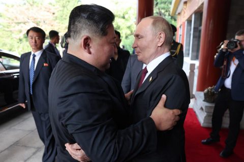 Путина с 73-летием поздравили Ким Чен Ын, Лукашенко и Додон, назвав Россию «великой державой» и «надёжным партнёром».